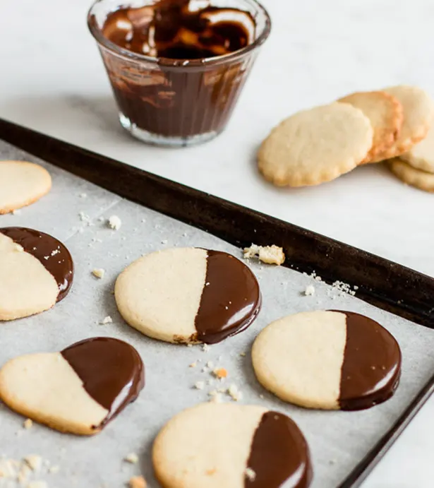 Lemon Zest Cookies with Chocolate